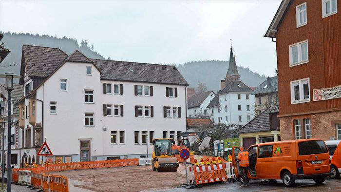 Abriss in Schramberg: Marktstraßen-Gebäude sind weg – der Platz ist nun eben
