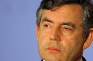Gordon Brown schaut in eine ungewisse Zukunft Foto: dpa
