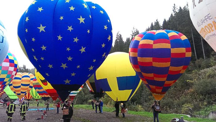 Brigachtal: Weltrekord der Modellballon-Piloten