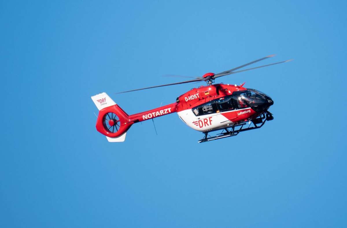 Hubschrauber im Einsatz: Motorradfahrer bei Unfall in Blumberg schwer verletzt
