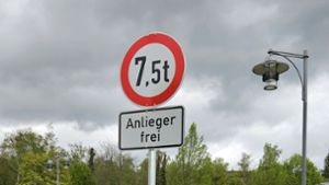 Verkehr in Bisingen: Umleitung über B27 - Schwerlastverkehr wird eingeschränkt
