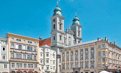 In dem als Jesuitenkirche gebauten Alten Dom in Linz wirkte Johann Baptist Schiedermayr.  Foto: Kranewitter Foto: Schwarzwälder Bote