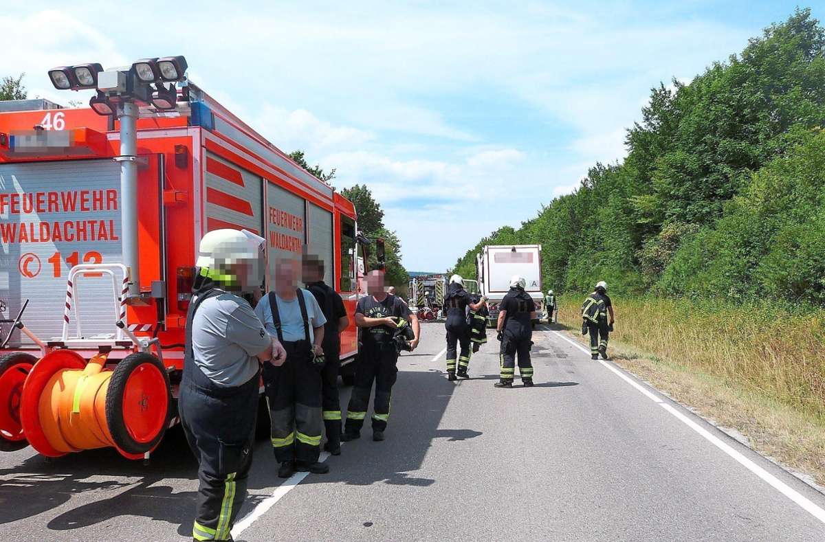 Rettungskräfte beim Unfall Foto: Jansen
