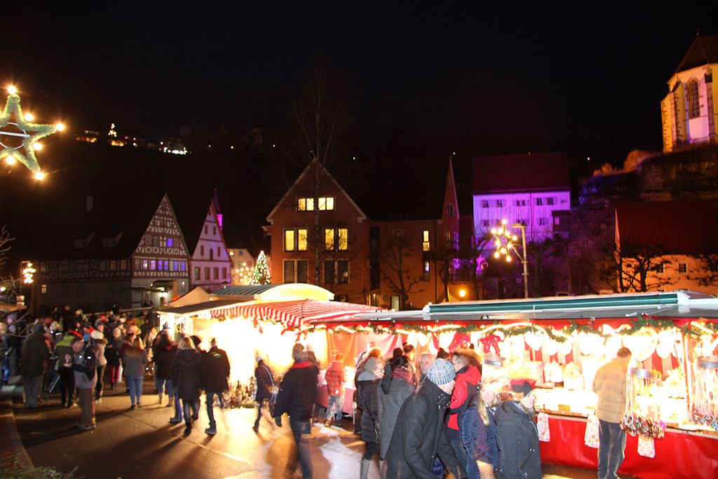 Zahlreiche Weihnachtsmärkte fanden in der Region am dritten Adventswochenende statt, so auch in Haigerloch.