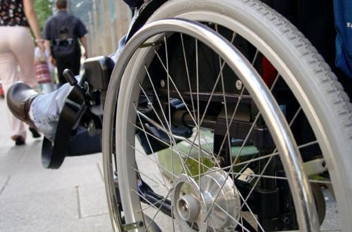 Auf er Königstraße in Stuttgart-Mitte ist am Dienstag eine Rollstuhlfahrerin bestohlen worden. Foto: dpa/Symbolbild