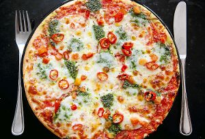Eine Beschwerde über seine Pizza hat einen Küchenchef in Rage versetzt. Foto: Archiv