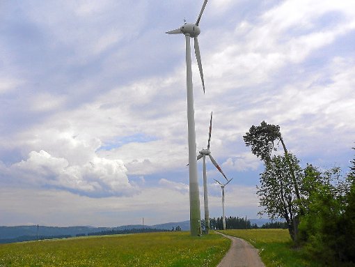 Zahlreiche Standorte für Windkraftanlagen sind auf Gütenbacher Gemarkung verzeichnet, unser Archivbild zeigt die bestehenden Anlagen  bei der Kaiserebene.  Foto: Archiv Foto: Schwarzwälder-Bote