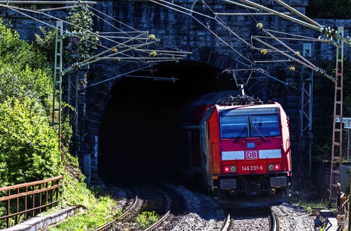 Bahnfahrt mit Hindernissen: Schwarzwaldbahn wird zum Dauer-Aufreger