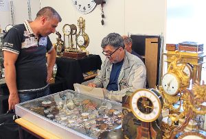Die 33. Antik-Uhrenbörse lockt  Tüftler und Sammler gleichermaßen nach Furtwangen.  Foto: Archiv Foto: Schwarzwälder-Bote
