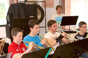 In intensiven Proben bereiten sich die Jugendlichen – hier das Trompetenregister–  auf ihr Konzert vor.    Foto: Wieland Foto: Schwarzwälder Bote