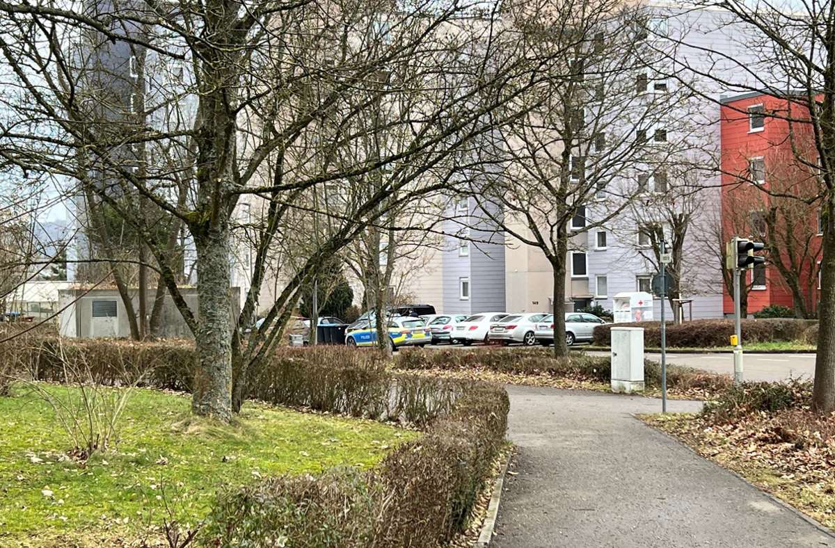 Die Polizei ist am Dienstag zu einem Einsatz in das Wohngebiet im Schwäbisch Haller Stadtteil Tullauer Höhe ausgerückt.