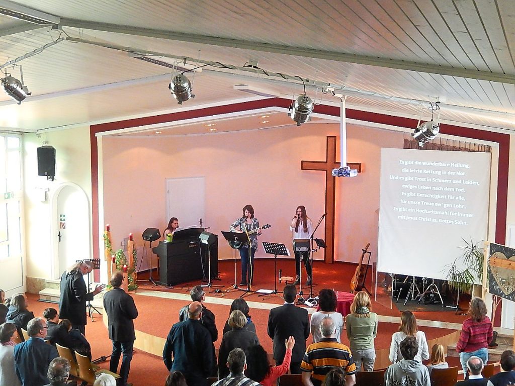 Auch Musik gab es beim Abschiedsgottesdienst in der Volksmission. Foto: Gemeinde