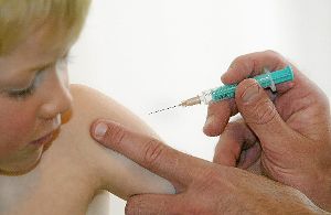 Bei den Polio- und Masernimpfungen wurden im Landkreis die Durchimpfungsquoten nicht erfüllt. Foto: Hildenbrand Foto: Schwarzwälder-Bote