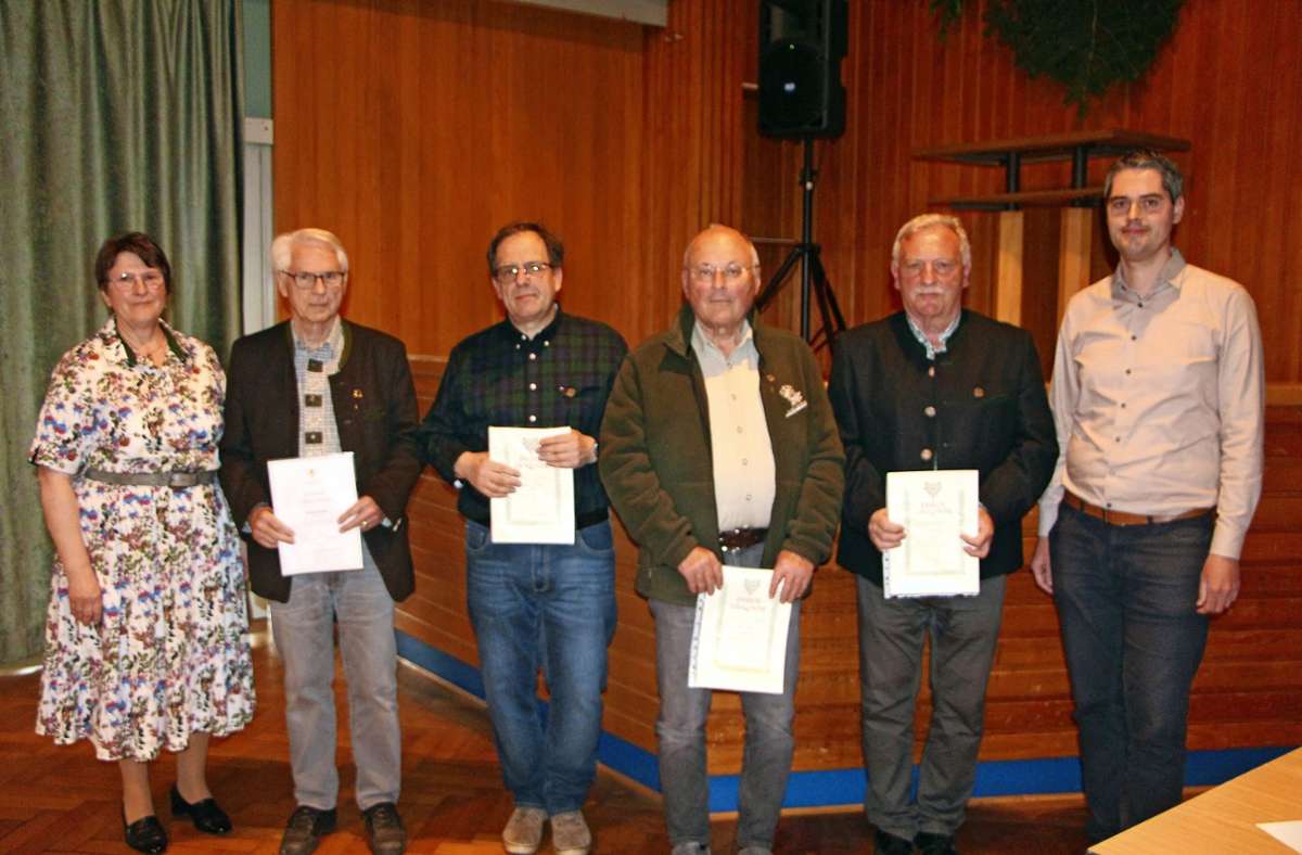 Versammlung in Bad Rippoldsau-Schapbach: Die Jägervereinigung im Kreis ...