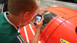 Public Viewing für Auto-Fans im Porsche Museum