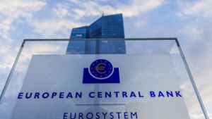 Größte Zinserhöhung seit Euro-Bargeldeinführung