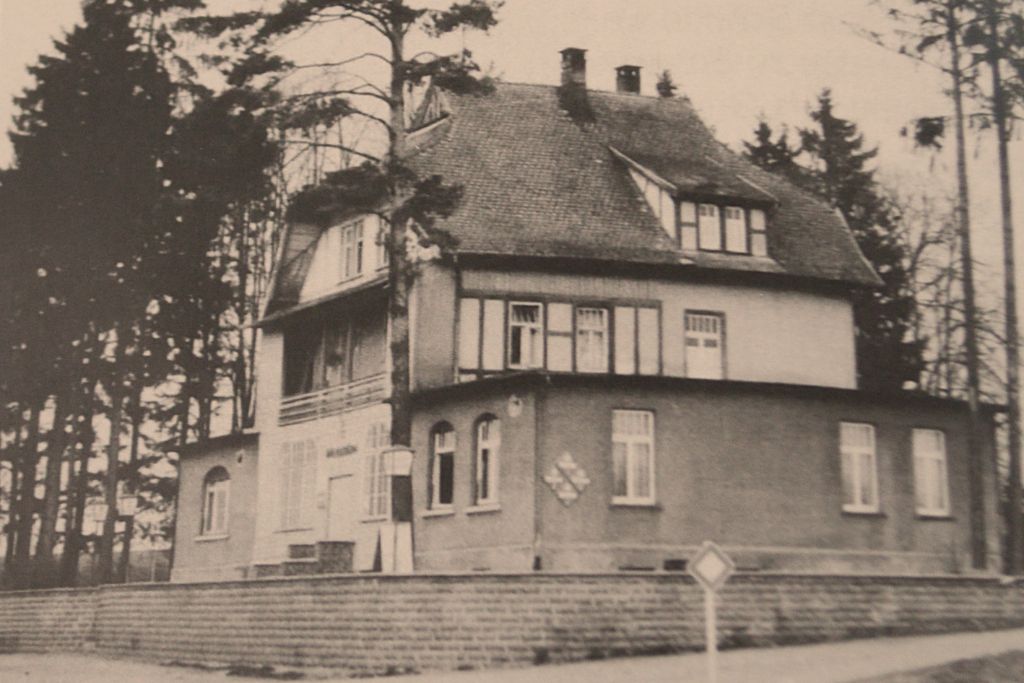 Das Gasthaus zum Hölzlekönig wird 1906 erbaut.