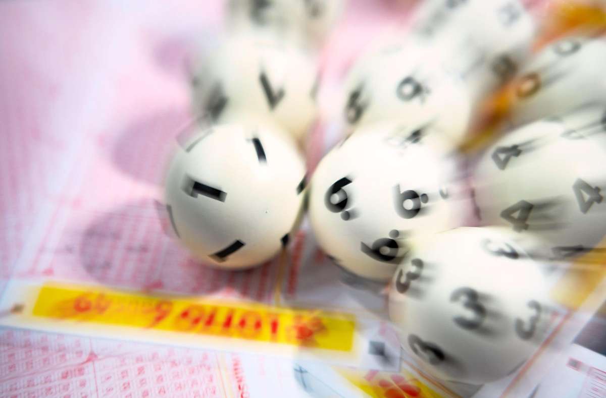 Die richtigen Zahlen sind bei einer Lotto-Ausspielung zwar gefallen, doch über die Gewinnverteilung muss ein Gericht entscheiden. Foto: Weller