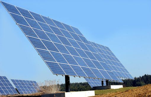 Frei stehende Photovoltaikanlagen gibt es in Horb und Umgebung einige – doch bei der Frage, ob sie bei Neubauten zur Pflicht werden sollen, sind sich die Gemeinderäte noch uneins. Foto: Hopp