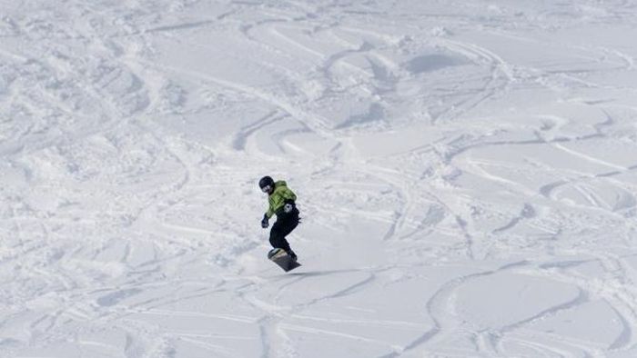 Erste Skifahrer auf dem Feldberg unterwegs