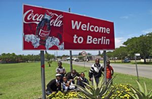 Berlin ist nicht nur eine deutsche Millionen-Metropole, sondern war bis vor kurzem auch ein 5000-Einwohner-Ort in Südafrika. Nun heißt die Stadt Ntabozuko.  Foto: dpa/Christian Putsch