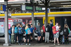 An den Bahnhöfen in der ganzen Bundesrepublik ist an diesem Wochenende viel los – wie hier in Plochingen im Kreis Esslingen. Foto: Ines Rudel/Ines Rudel