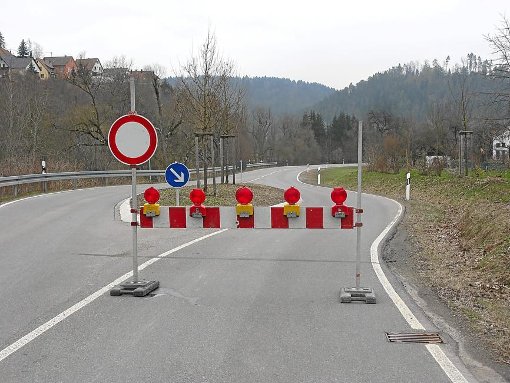 Mehrere Monate soll die Straße, 2008 neu ausgebaut, von Epfendorf nach Altoberndorf gesperrt bleiben. Foto: Lamberth