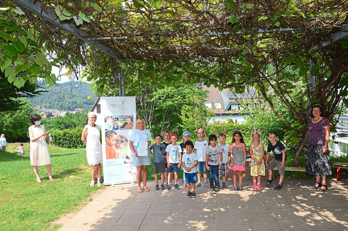 Sie leben gesund: Der katholische Kindergarten Schiltach wurde bereits zum dritten Mal ausgezeichnet. Fotos: Fritsche