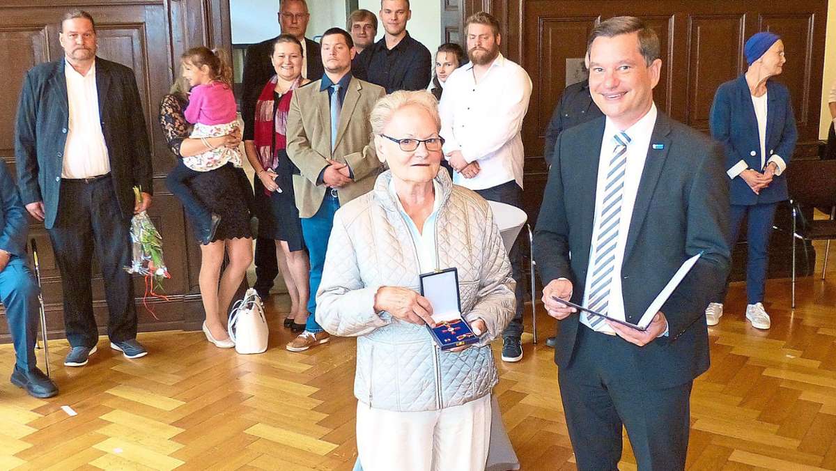 Bundesverdienstkreuz - Hohe Auszeichnung für Wildbader Bürgerin