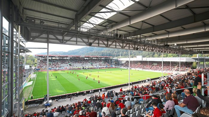 SC Freiburg feiert Abschiedsparty im Dreisamstadion