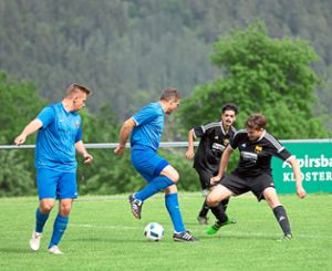 Der TSV Wildberg drehte gegen NK Zrinski Calw  nach der Pause voll auf und landete einen 6:1-Heimsieg. Foto: Reutter Foto: Schwarzwälder Bote