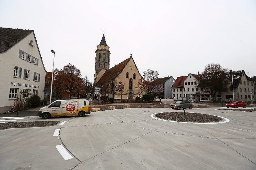 Der Kreisverkehr am Hinteren Kirchplatz in Balingen ist fertig. Foto: Maier