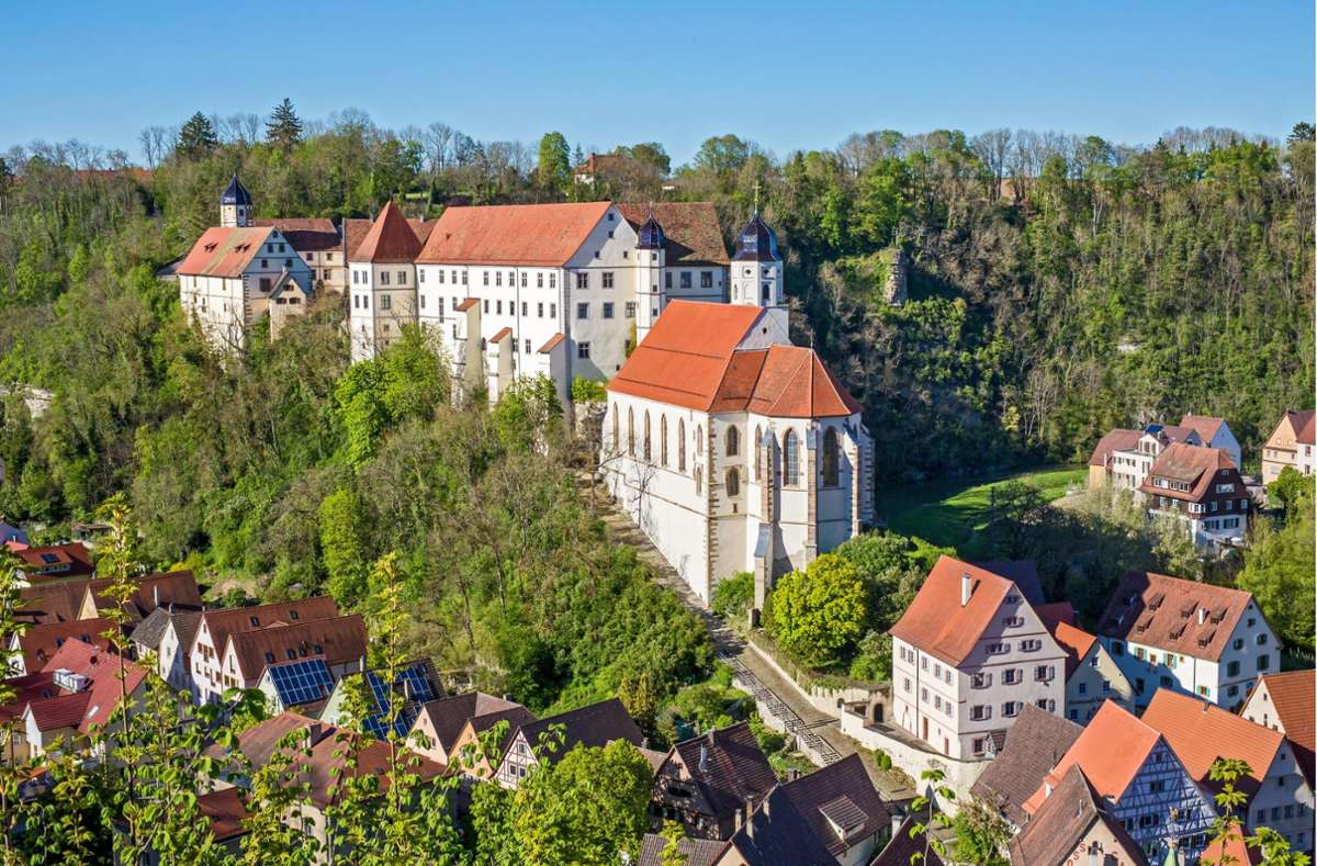 Malerisch fügt sich Schloss Haigerloch in das Stadtbild ein. Foto: Beck