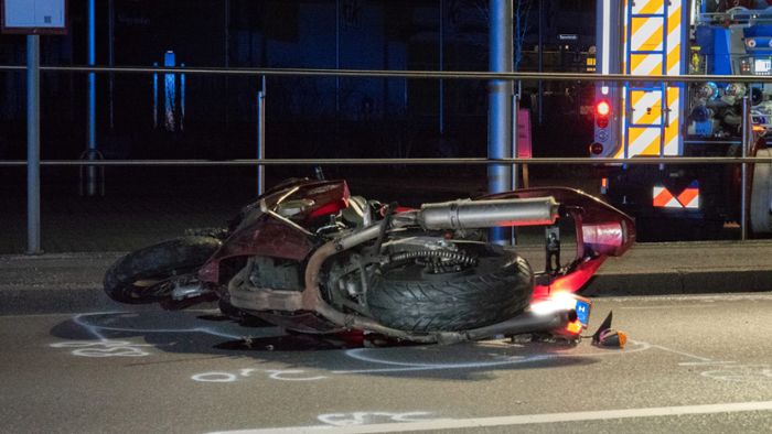 Biker und Sozia bei Motorradunfall schwer verletzt