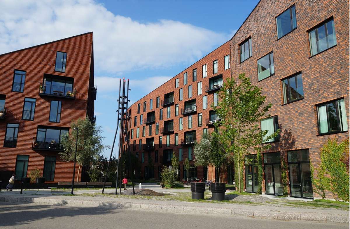Ein Beispiel aus dem  Bildband ist dieses urbane Architekturprojekt mit 105 Wohnungen in Kopenhagen, Dänemark, von COBE, Vilhelm Lauritzen Arkiekter.