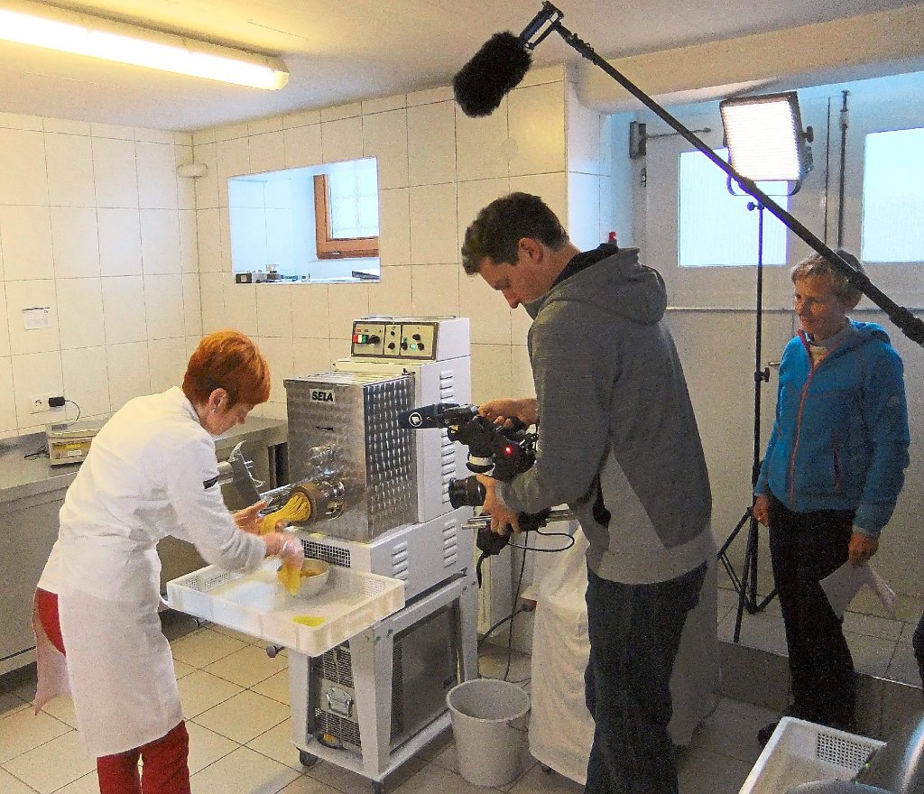 Der Fernseh-Beitrag über die Nudelmacherin Ute Peglau wird am Freitag, 18. November, ausgestrahlt. Foto: Schwarzwälder-Bote