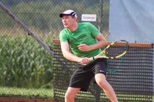 Bei den Horber Tennis-Stadtmeisterschaften zeichnete sich Stefan Oberländer bislang mit einem hohen Laufpensum aus. Foto: Schade Foto: Schwarzwälder-Bote