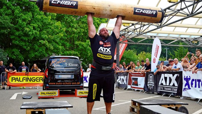 Strongman Dennis Kohlruss stemmt auch mal 200 Kilogramm