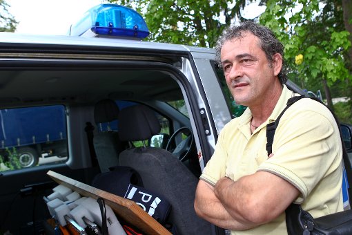 Trucker Ljubinko Maric gab an, dass sein Navi ihn auf diese Strecke geführt hätte. Der 49-Jährige beteuerte, die großen Schilder glatt übersehen zu haben. Die Ordnungswidrigkeit kostete ihn 20 Euro. Foto: Benjamin Beytekin