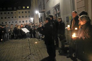 Die Mahnwachen der Stolperstein-Befürworter werden am 26. Oktober wieder aufgenommen.  Foto: Heinig
