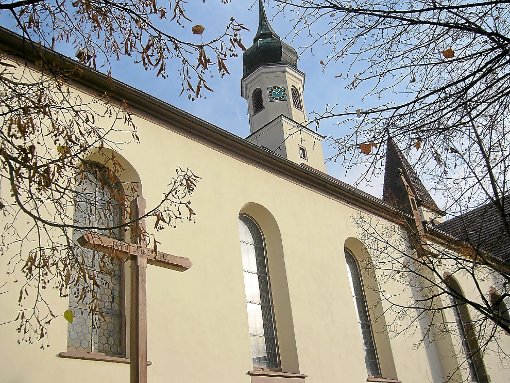 Nikolauskirche Bisingen. Die Pfarrgemeinde will möglichst noch in diesem Winter mit der Innenrenovierung beginnen. Foto: Wahl
