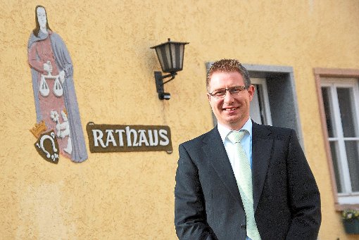 Peter Seithel hat beim zweiten  Wahlgang in Rauenberg am 26. Juli die beste Ausgangsposition.   Archiv-Foto: Eberhardt Foto: Schwarzwälder-Bote