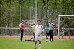 Yavuz Izgi steuerte zwei Treffer zum 4:2-Sieg des SV Gültlingen II beim Gastspiel in Neuhengstett bei. Foto: Prchal Foto: Schwarzwälder-Bote
