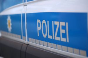 Die Polizei ermittelt im Kreis Konstanz gegen eine Security-Firma (Symbolbild). Foto: IMAGO/Maximilian Koch/IMAGO/Maximilian Koch