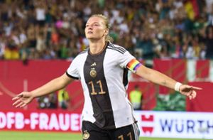Alexandra Popp will wieder jubeln – und erhält beim Toreschießen für die deutsche Elf Unterstützung. Foto: IMAGO/ActionPictures/IMAGO