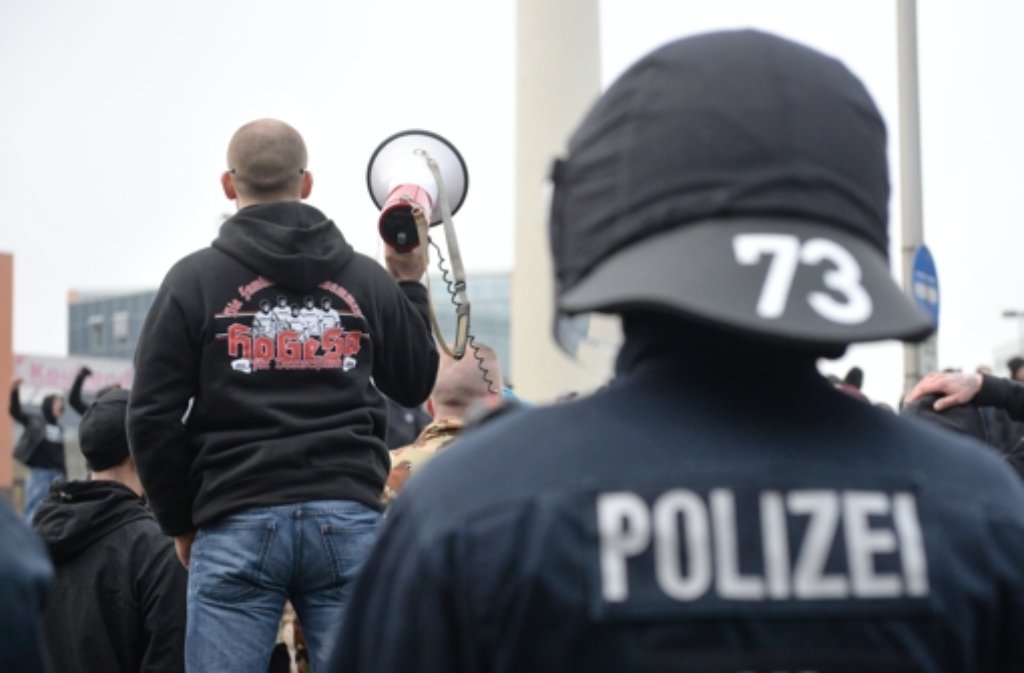 Die Hooligans wollen am Wochenende nun doch nicht in Karlsruhe demonstrieren. Foto: dpa
