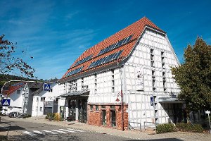 Die Zehnscheuer ist ein prägendes Gebäude in Haiterbach – doch einst war auch ein Abriss naheliegend. Foto: Fritsch Foto: Schwarzwälder-Bote