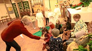 Die Kinder der evangelischen Kirchengemeinde Villingen proben für die Aufführung der Weihnachtsgeschichte am 24. Dezember um 16.30 Uhr in der Markuskirche. Foto: Birgit Heinig