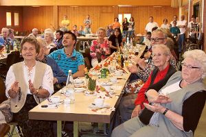 Die Gäste verfolgen das  Programm in der Stauseehalle mit großer Begeisterung.    Fotos: Seeburger Foto: Schwarzwälder-Bote