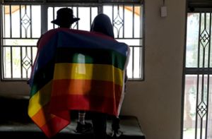 Ein neues Gesetz in Uganda sieht die Todesstrafe für Homosexuelle vor, die der Vergewaltigung oder des Geschlechtsverkehrs mit Minderjährigen oder Behinderten überführt werden (Archivbild). Foto: dpa/Uncredited